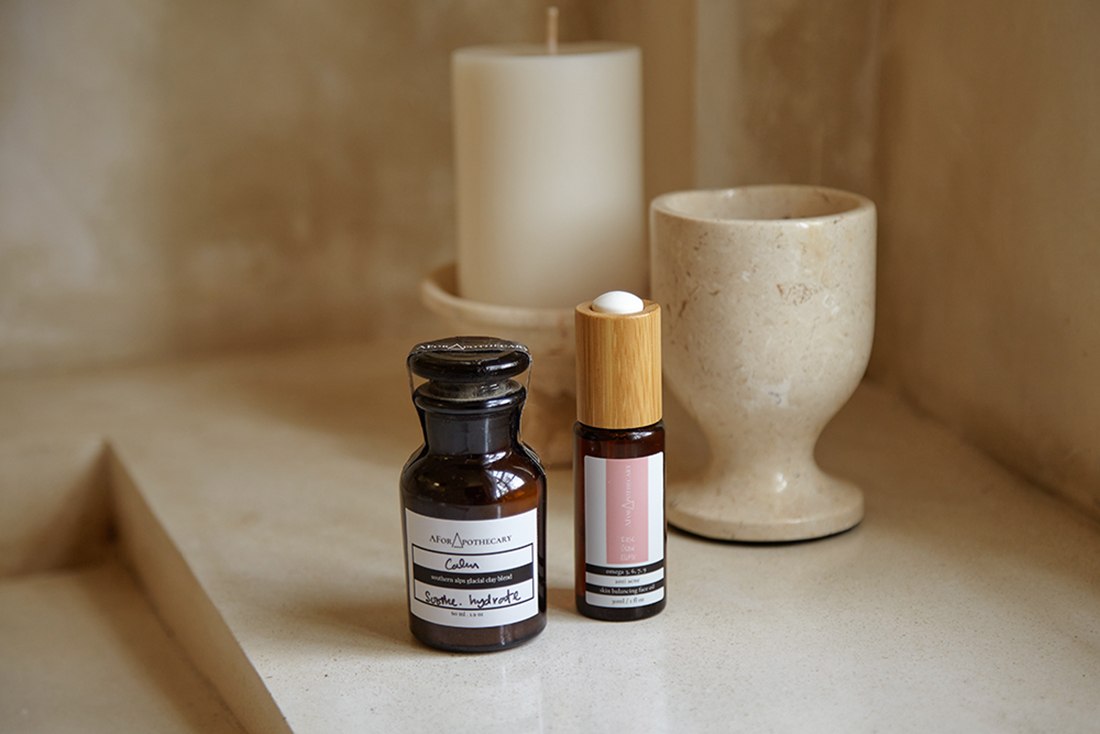 Apothecary — image 5